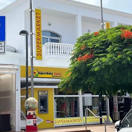 Beach, Shopping A Few Meters Away Апартаменты Адехе