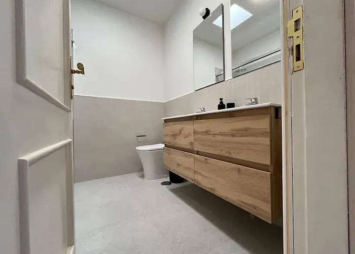 Апартаменты Beach, Shopping A Few Meters Away Адехе