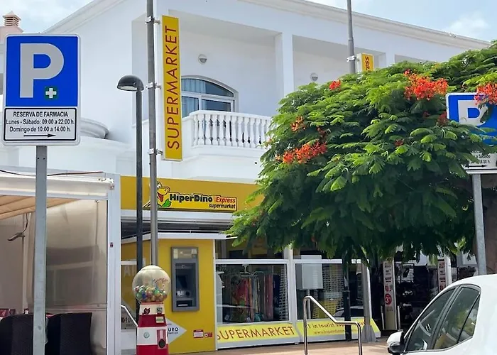 Beach, Shopping A Few Meters Away Апартаменты Адехе