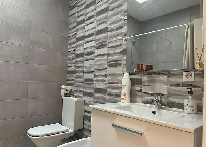 Beach, Shopping A Few Meters Away Apartment