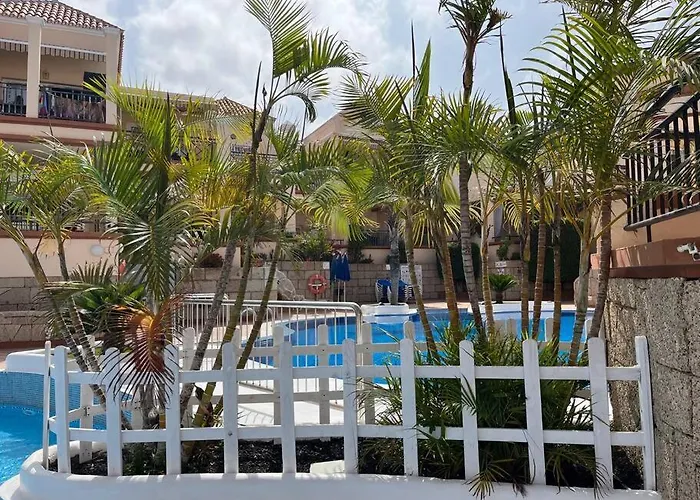 Beach, Shopping A Few Meters Away Apartment *