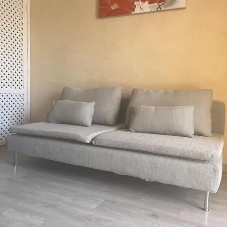 Beach, Shopping A Few Meters Away Lägenhet *