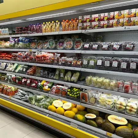 Lägenhet Beach, Shopping A Few Meters Away *